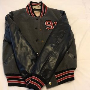 Super cute stadium jacket size large